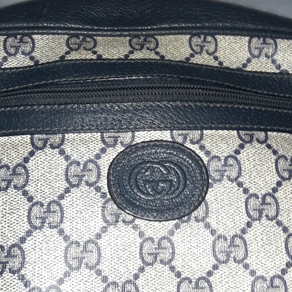 Gucci Vintage Purse - Picture 2 of 16